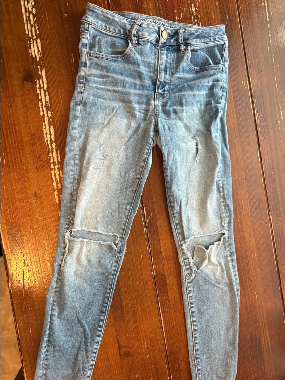 American Eagle Outfitters Light Blue Distressed Skinny High rise Jeans